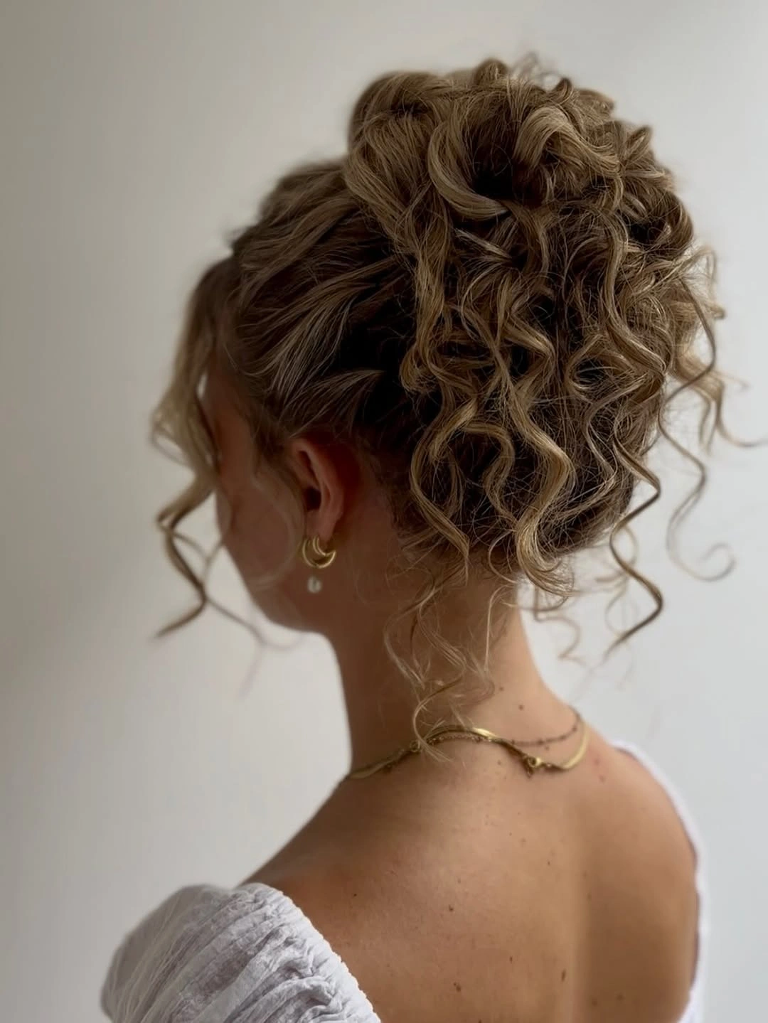 heatless curls hairstyle Textured Curly Updo with Romantic Face-Framing Tendrils