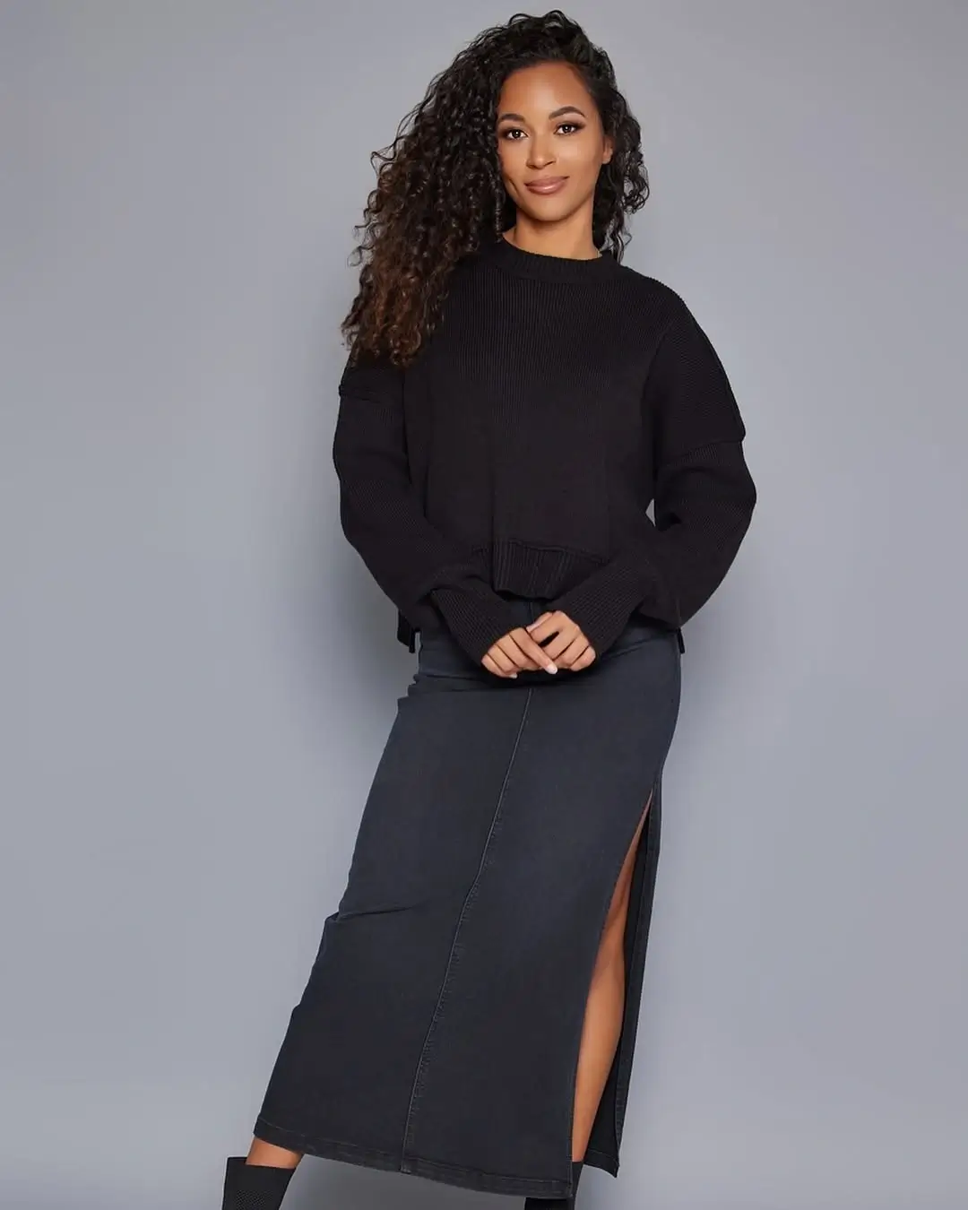 midi skirt fall outfit 2026 Black Knit and Dark Denim for Everyday Confidence