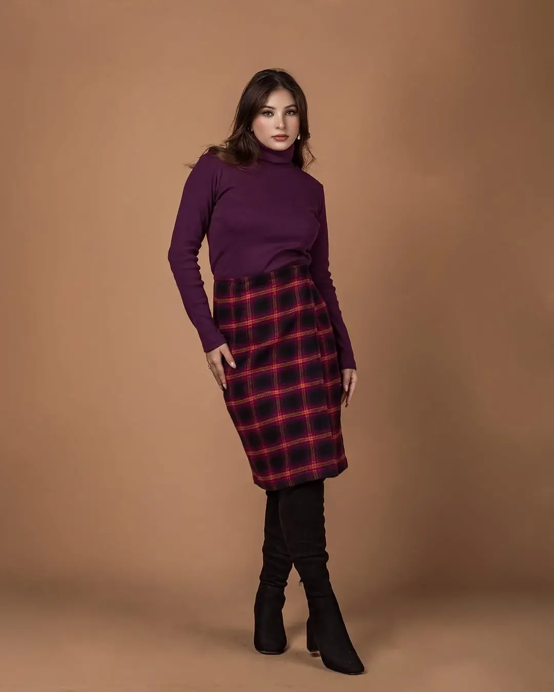 midi skirt fall outfit 2026 Plaid Midi Skirts with Rich Autumn Color