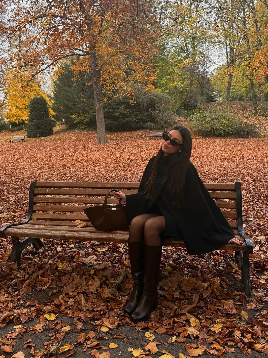September fashion trends 2026 Minimalist Black Layers Always Feel Expensive
