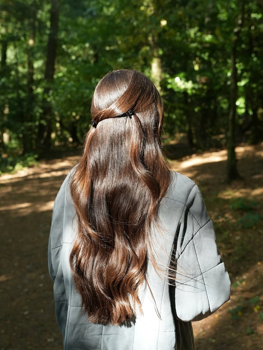 September hairstyles ideas 2026 Minimalist Half-Up Style with Rich Brunette Shine