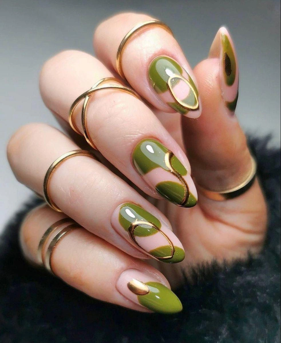 September Nail Art Ideas 2026 Olive Green Metallic Accents for Modern September Style