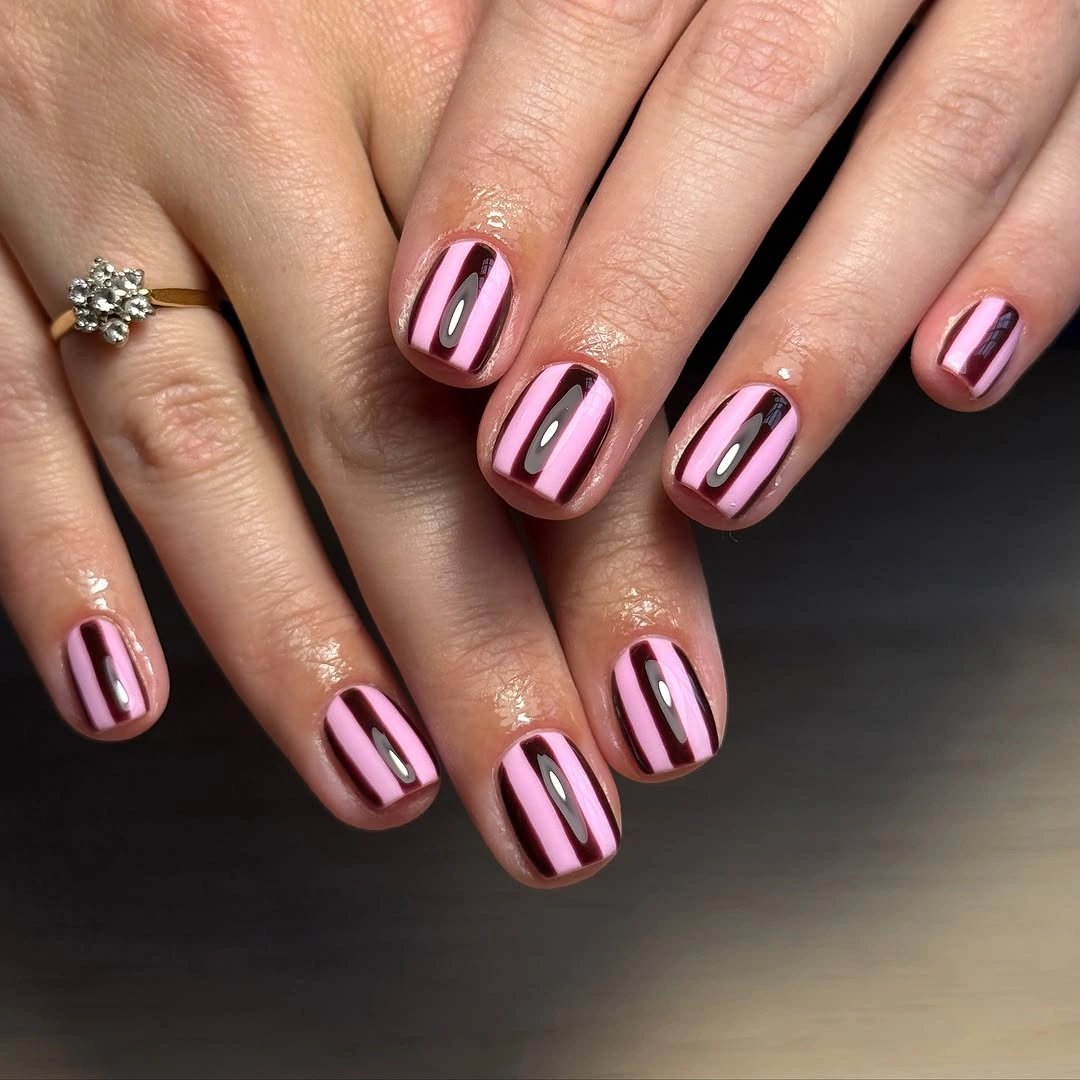 September nail designs 2026 Mirror Chrome Pink for a Bold Modern Statement
