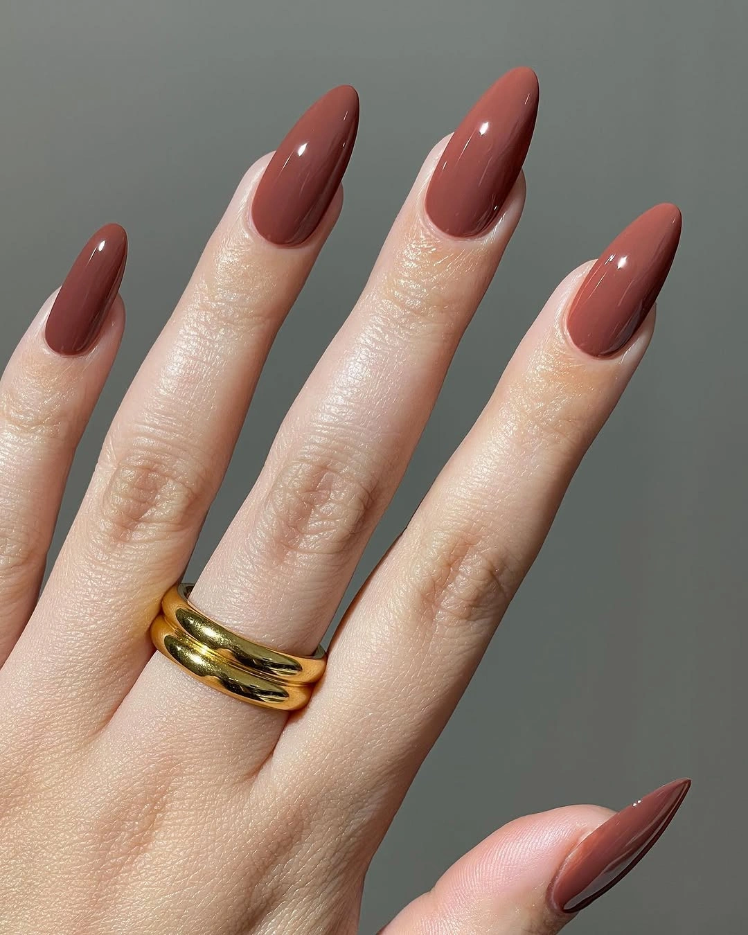September nails color 2026 Mocha Latte Almond Nails That Match Every Fall Outfit
