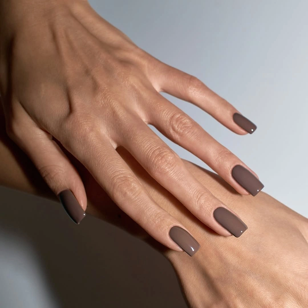 September nails color 2026 Soft Mushroom Gray Nails for Modern Minimalists