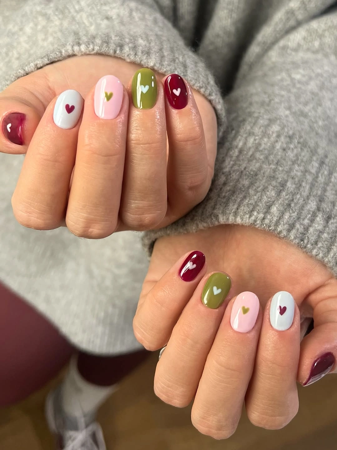 September nails color 2026 Sweet Autumn Hearts With a Cozy Color Palette