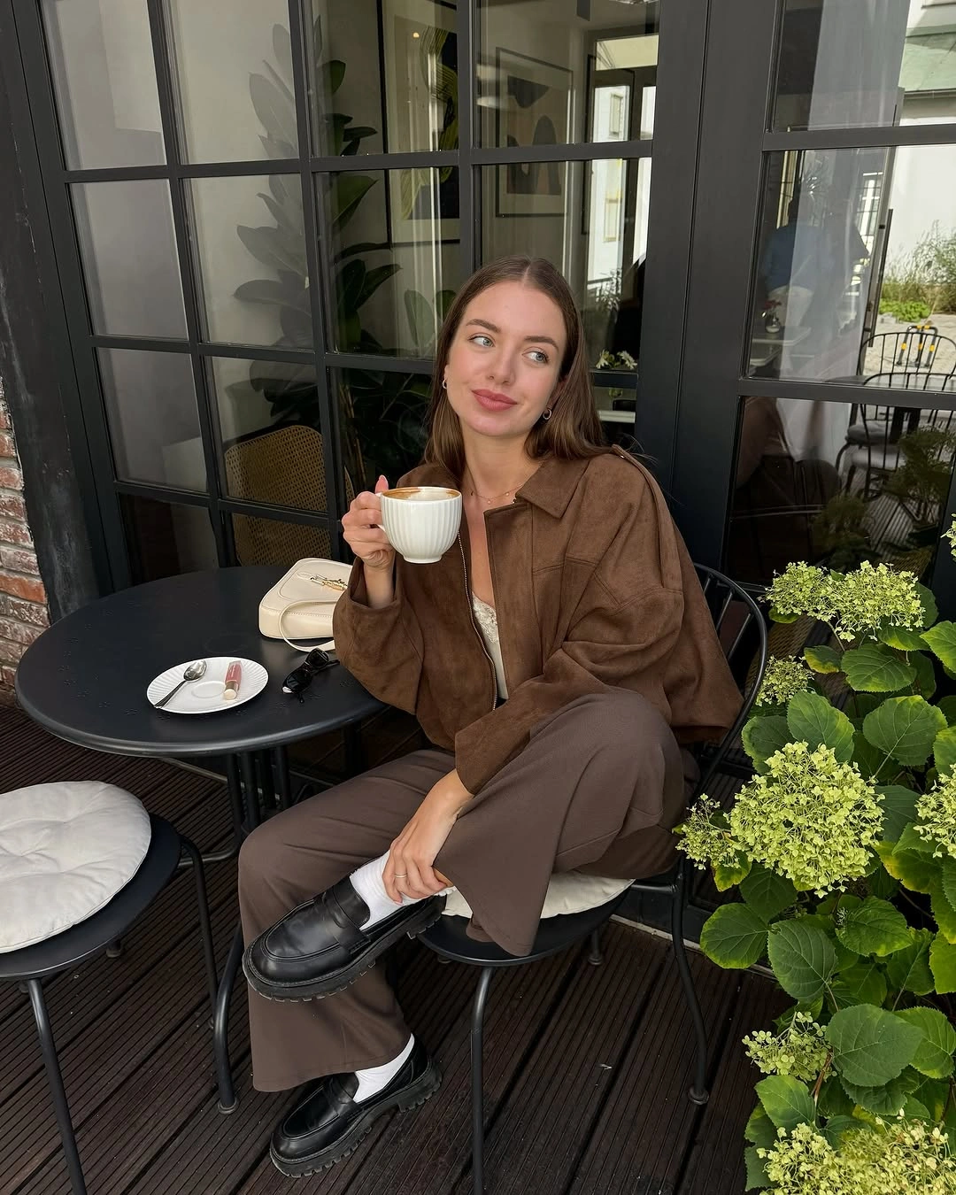 September outfits ideas 2026 Relaxed Espresso Tones for Cozy Coffee Dates