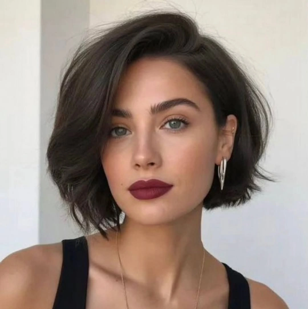 short bobbed hairstyle Soft Side-Swept Bob With Effortless Volume