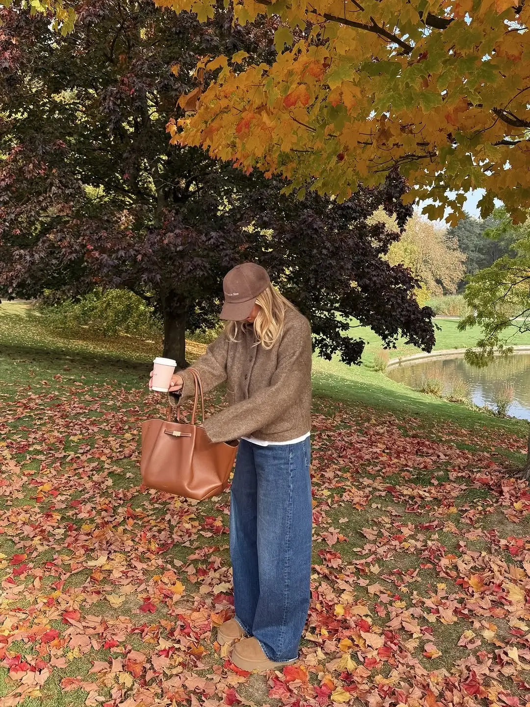 simple fall outfits 2026 Oversized Knit Cardigan and Relaxed Denim for Weekend Coffee Walks