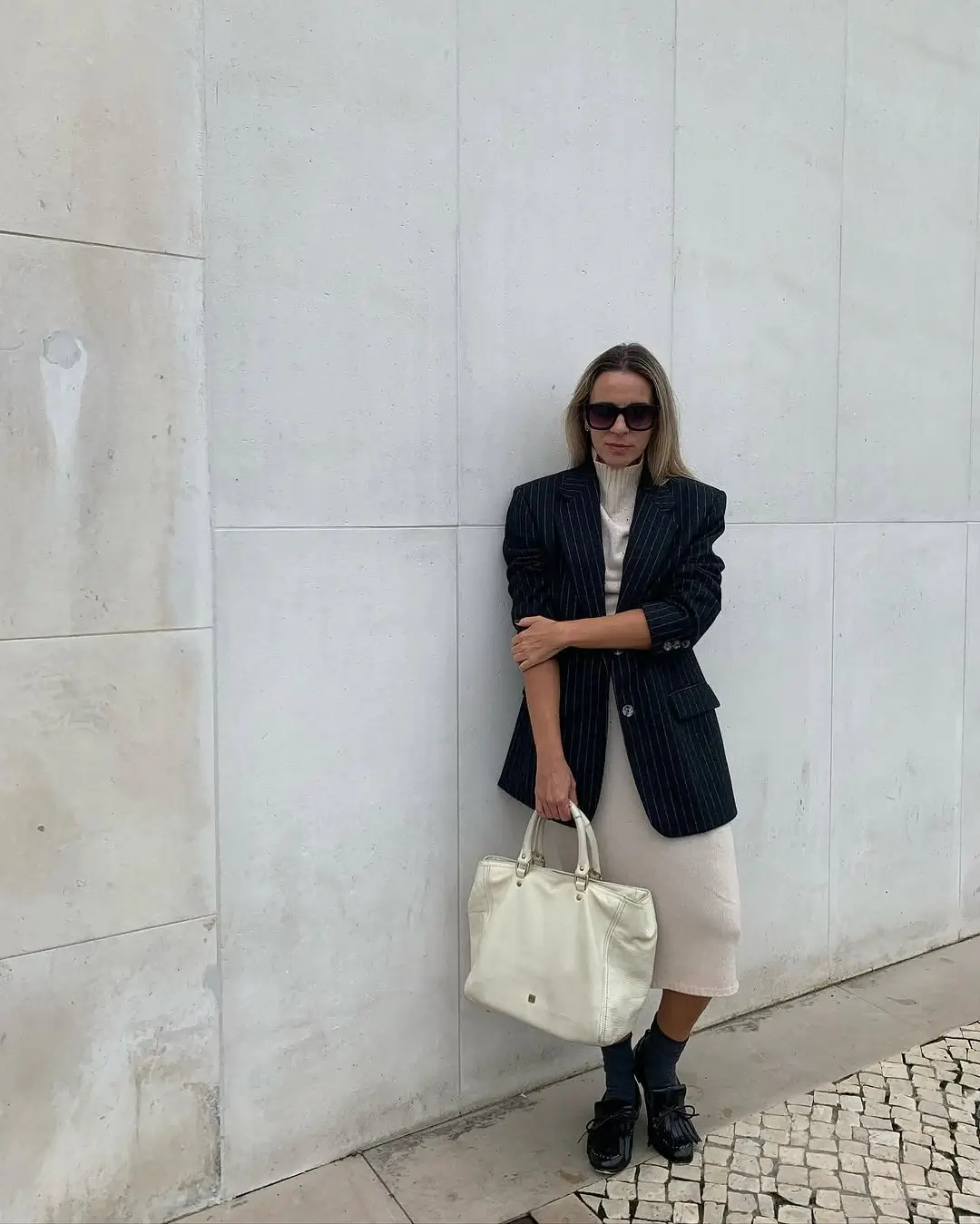 simple fall outfits 2026 Minimal Neutral Elegance With a Tailored Blazer