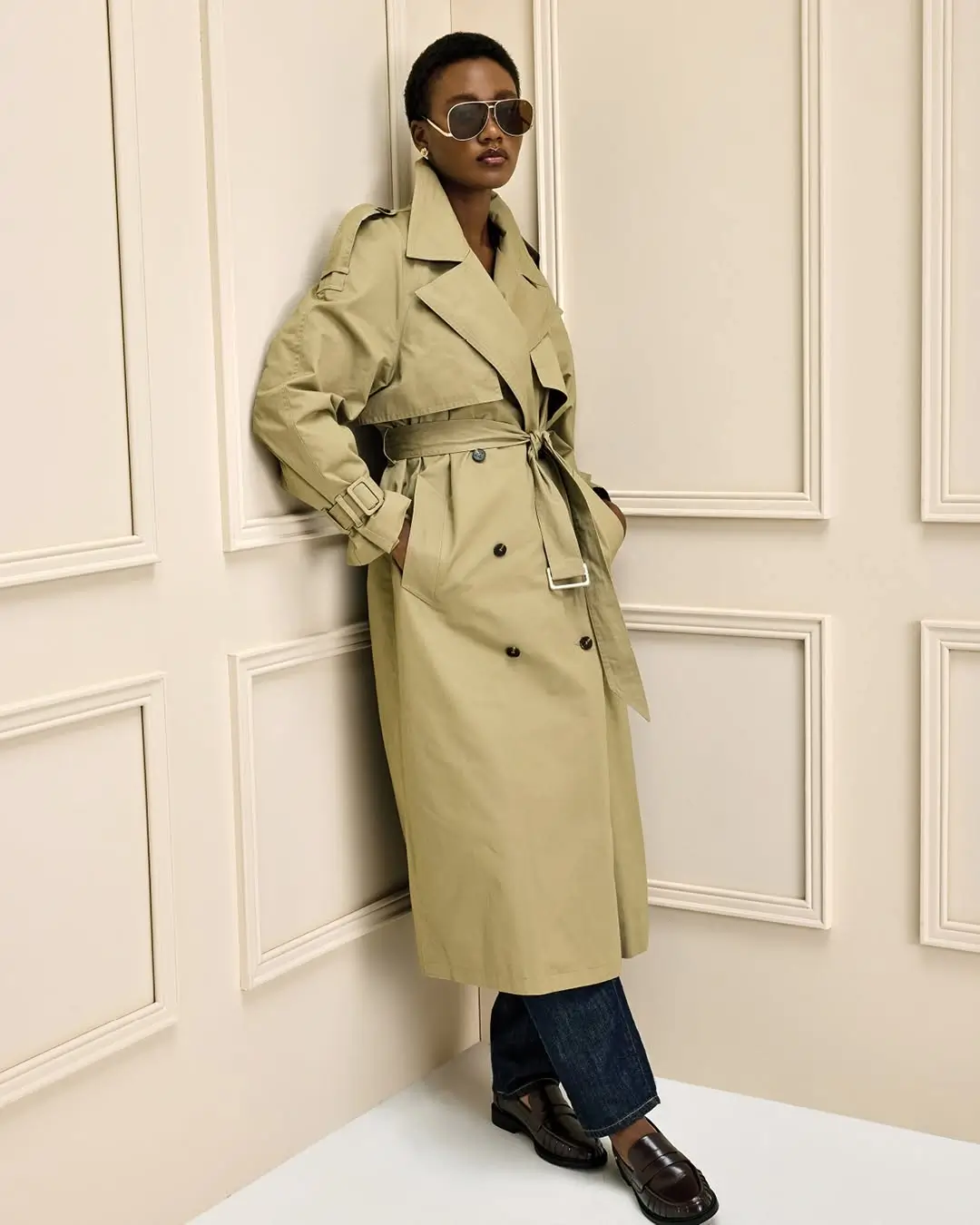 Trench coat fall outfits 2026 Modern Office Dressing With Relaxed Tailoring