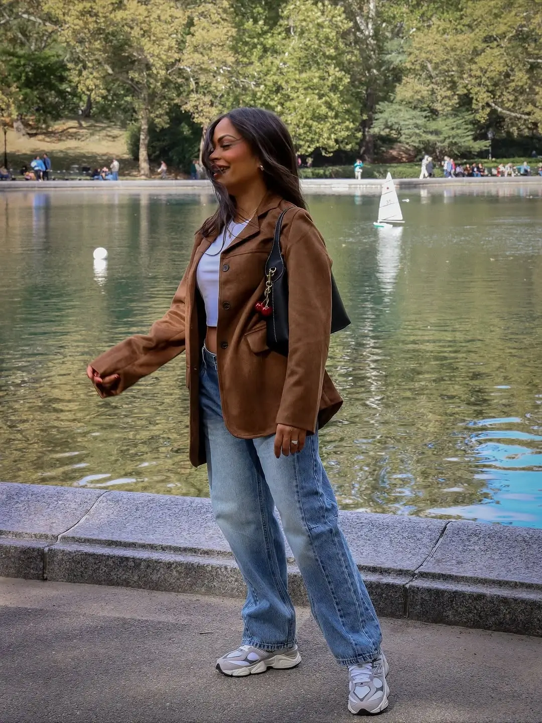 wide leg jeans outfit fall 2026 Soft Suede Layers for Relaxed Weekend Walks