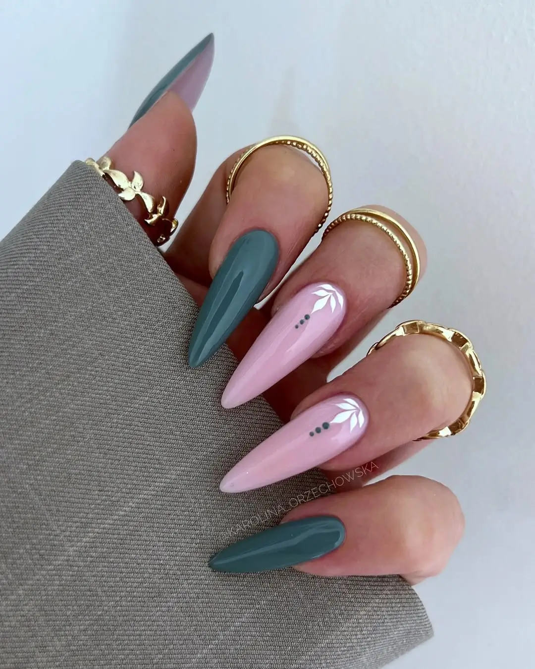 autumn nails color Soft Pink and Smoky Teal for Early Fall
