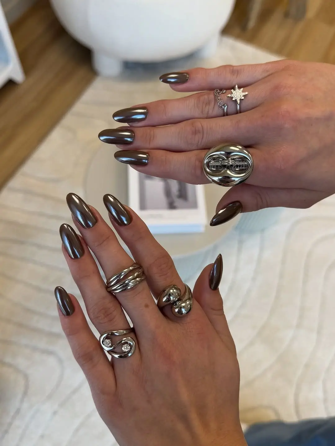 autumn nails color Chocolate Chrome with a Liquid Metallic Finish