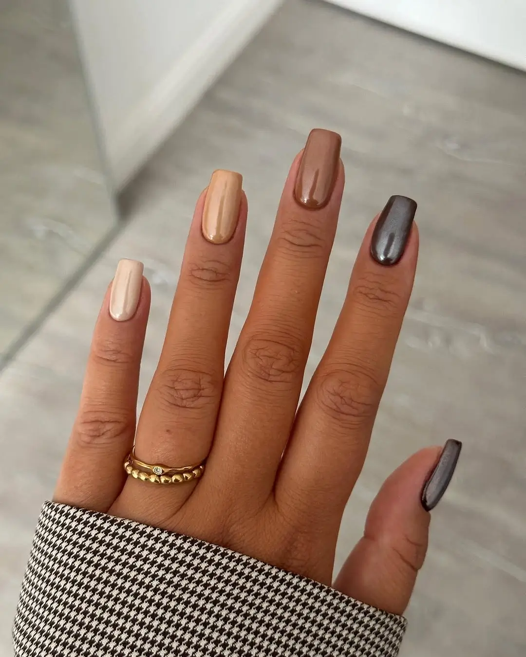 autumn nails color Warm Neutral Mix with Espresso and Mocha Tones