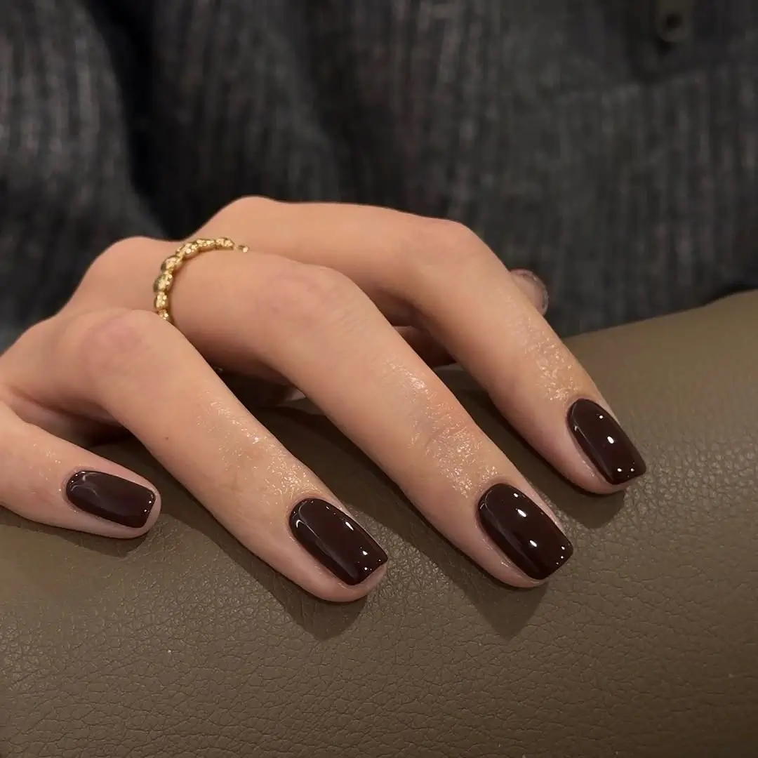 Dark fall nails 2026 Short Espresso Nails With a Clean Minimalist Finish