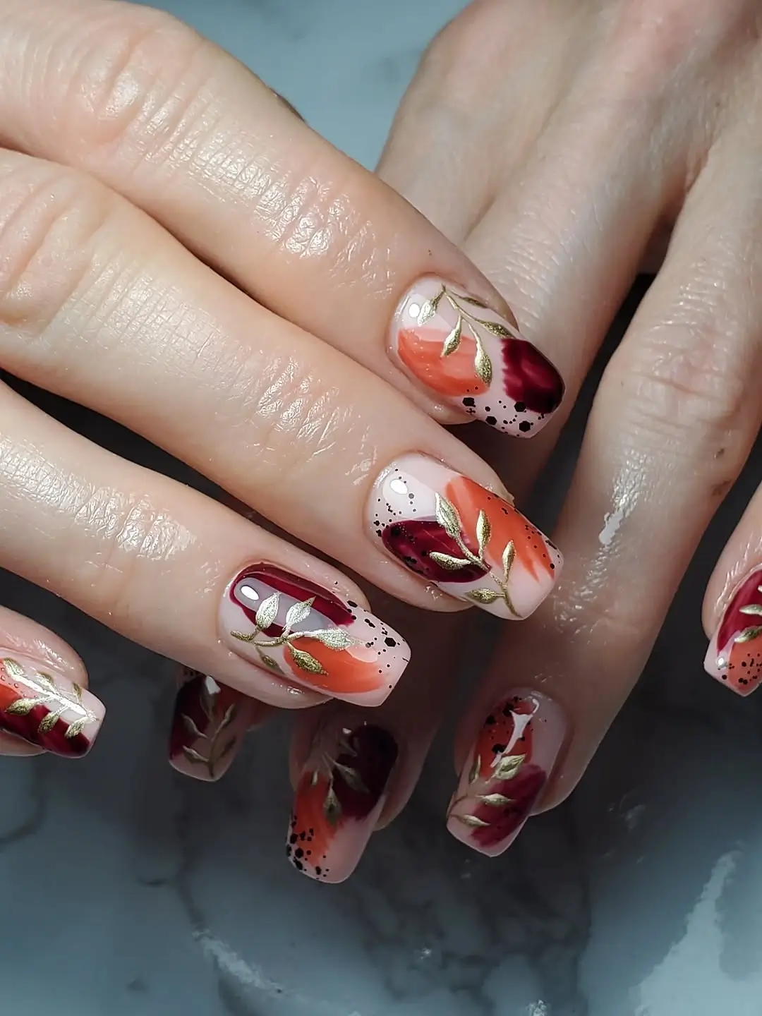 fall burgundy nails with design Autumn burgundy nails with gold botanical details