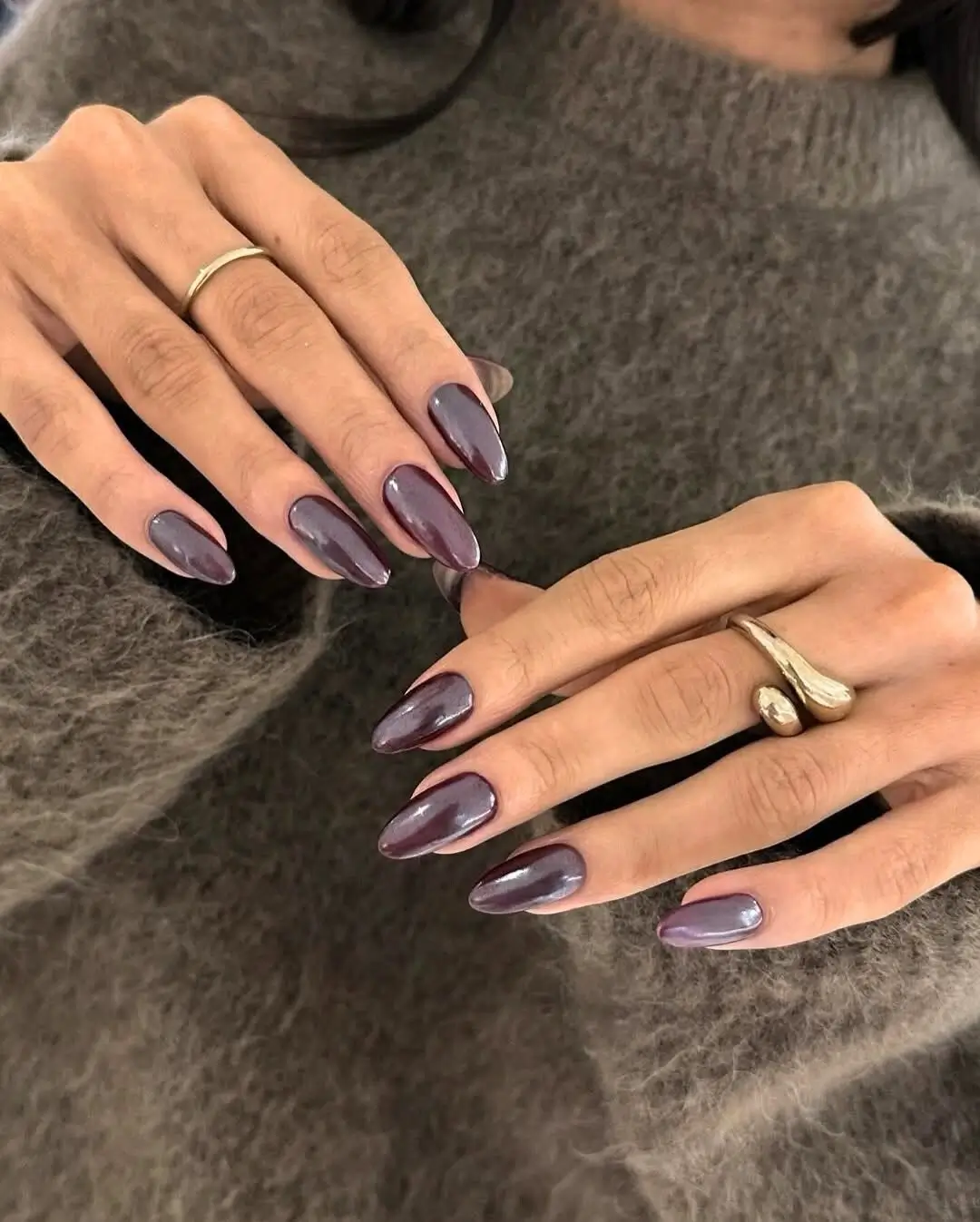 Fall mid length nails 2026 Moody Plum Chrome for Cozy Fall Days