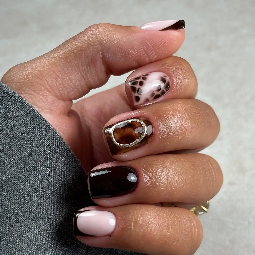 Fall Nail Inspiration 2026 Square Chocolate Nails with Modern Tortoiseshell Accents