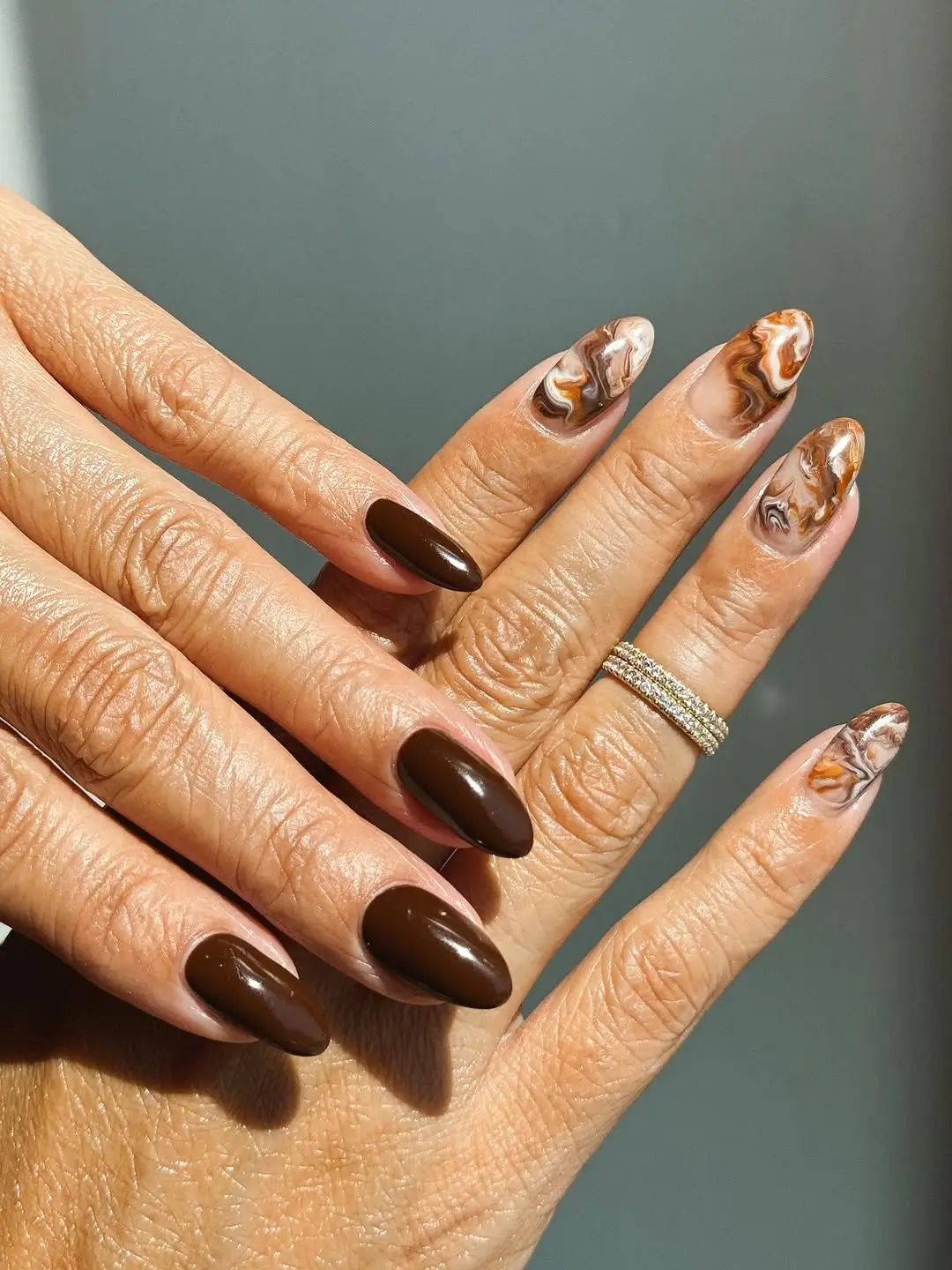 fall nail trends 2026 Rich Chocolate Marble Nails with Espresso Elegance