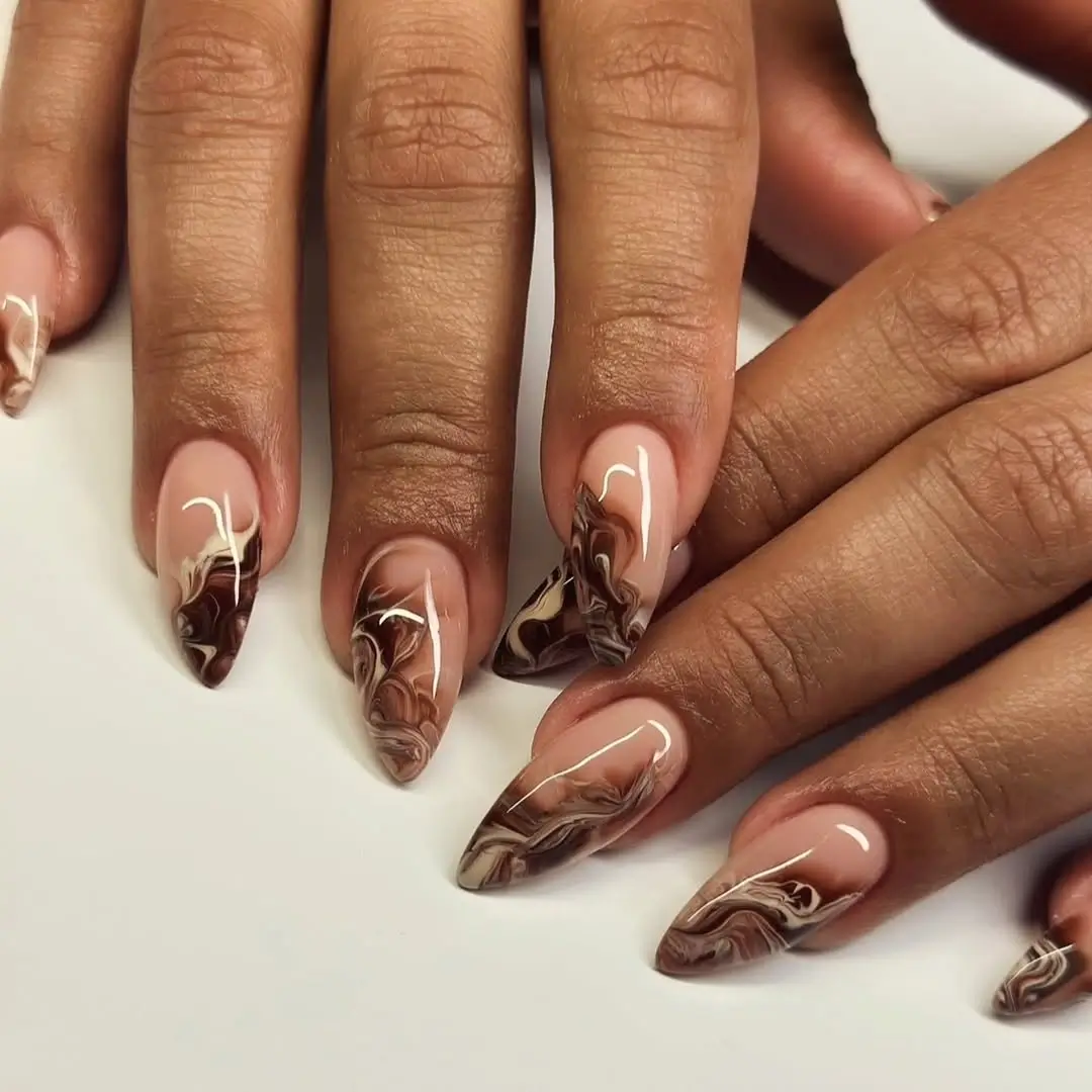 Fall nails colors for dark skinned hands with chocolate marble almond tips
