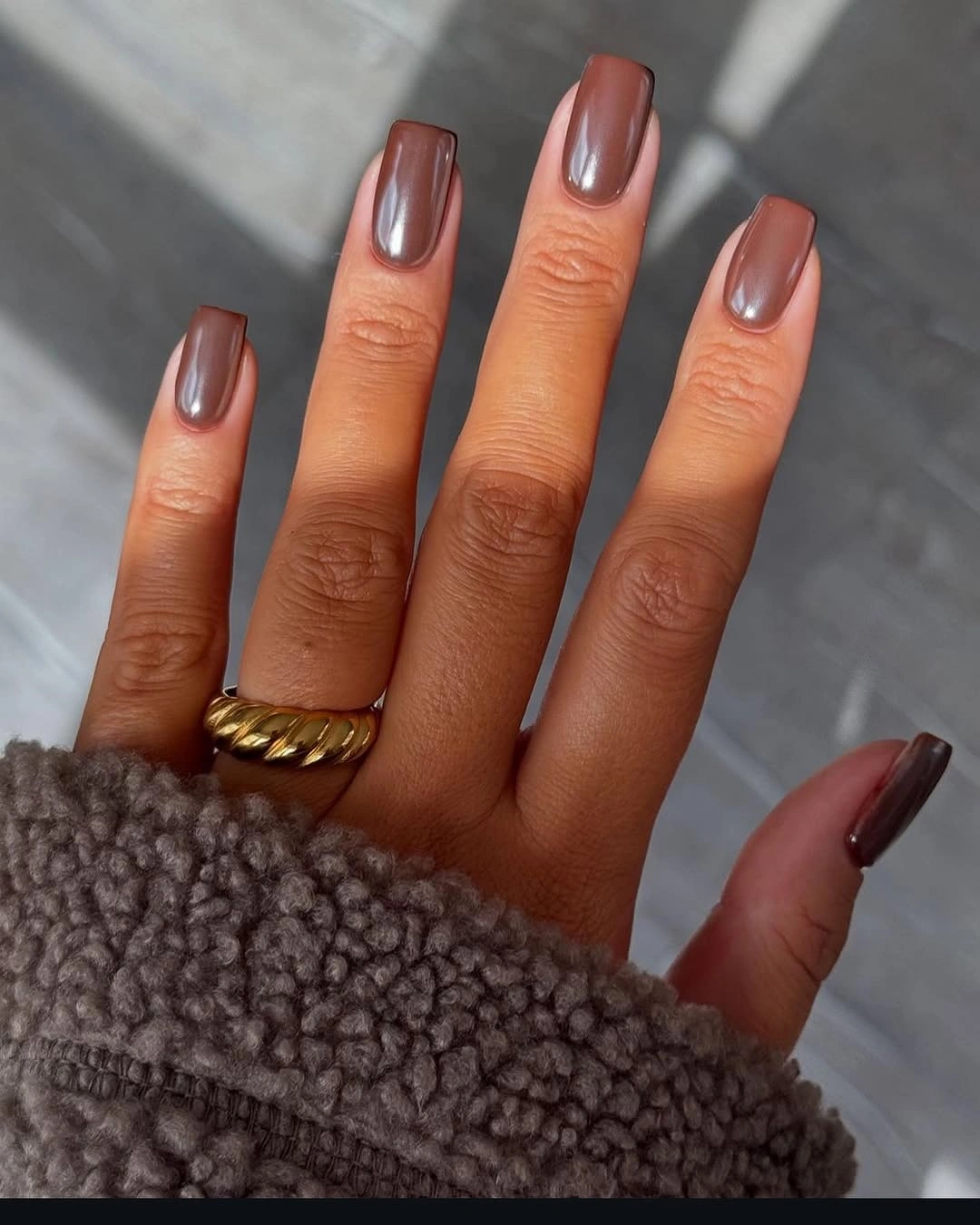 fall nails for fair skin tone Mocha Brown Square Nails for an Elegant Autumn Look