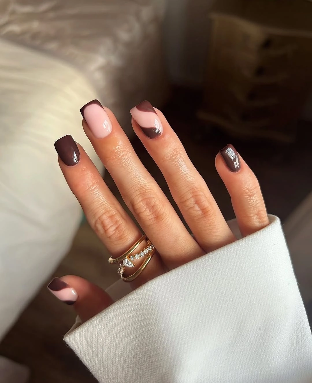 fall nails for tan skin tone short chocolate French manicure