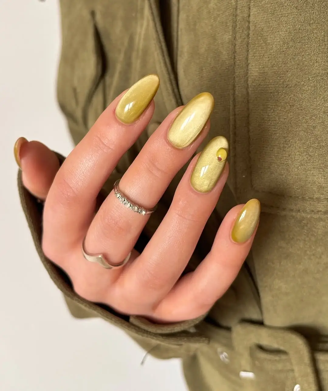Fall short almond nails 2026 Olive Pearl Nails That Feel Like Early Fall