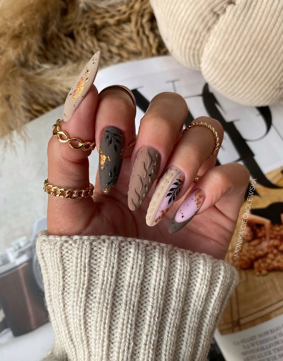 fall trendy nails 2026 cozy taupe textured almond manicure with gold details