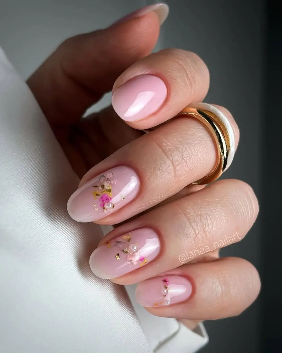 Fall wedding nails 2026 Soft Pressed Floral Nails with Romantic Bridal Details
