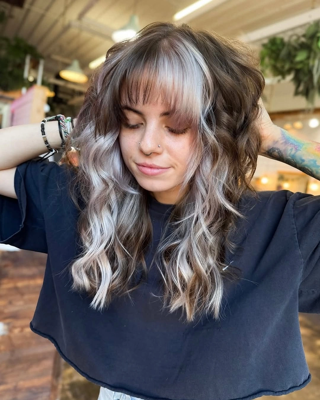 September hair Colour trends 2026 smoky silver blonde with deep brunette roots