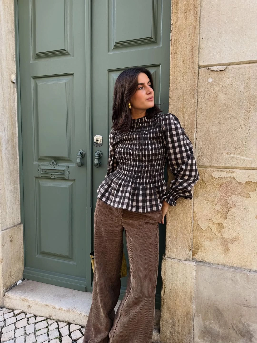 September outfit ideas 2026 Gingham peplum top and brown corduroy pants