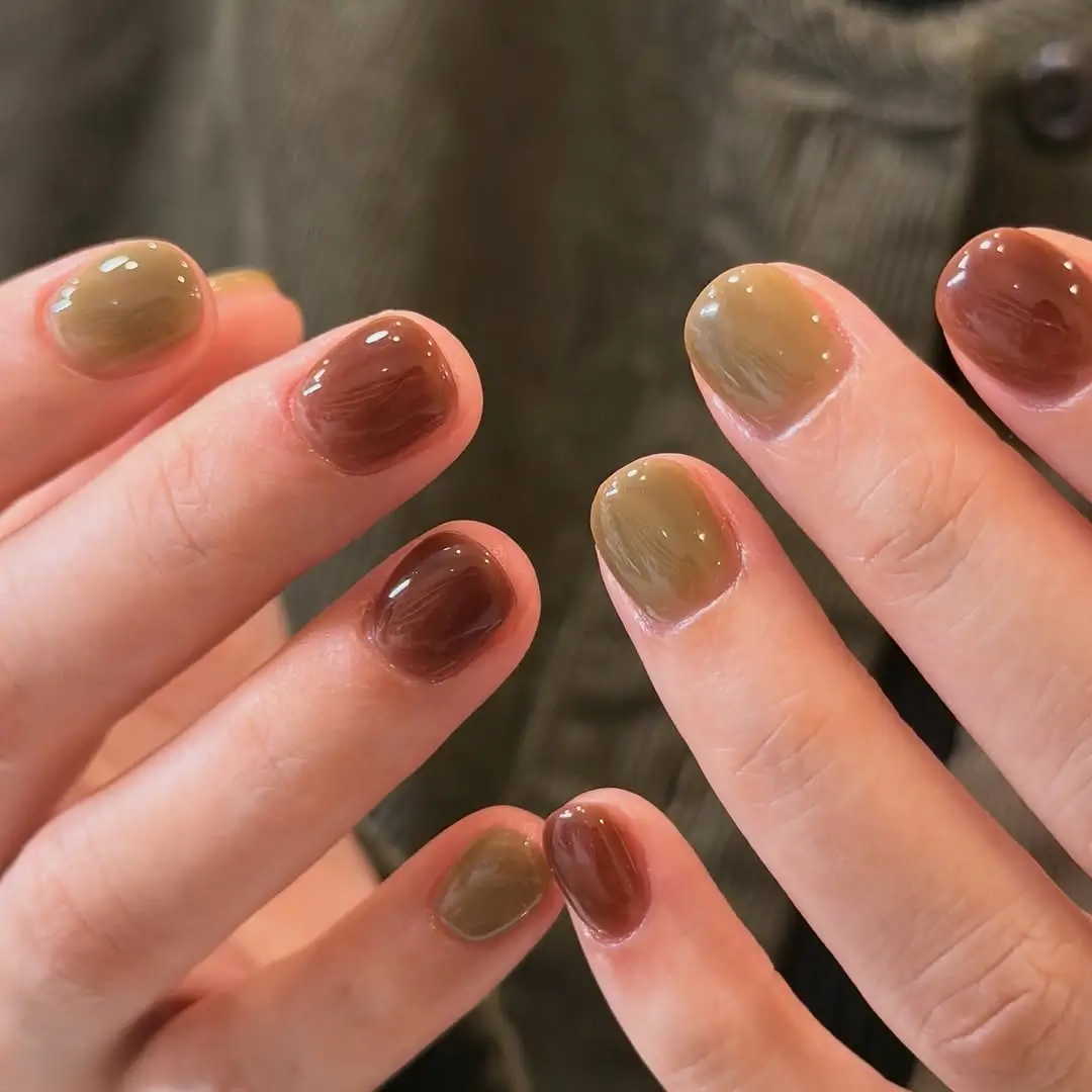 simple fall short nails Chocolate And Olive Tones For A Cozy Mixed Manicure