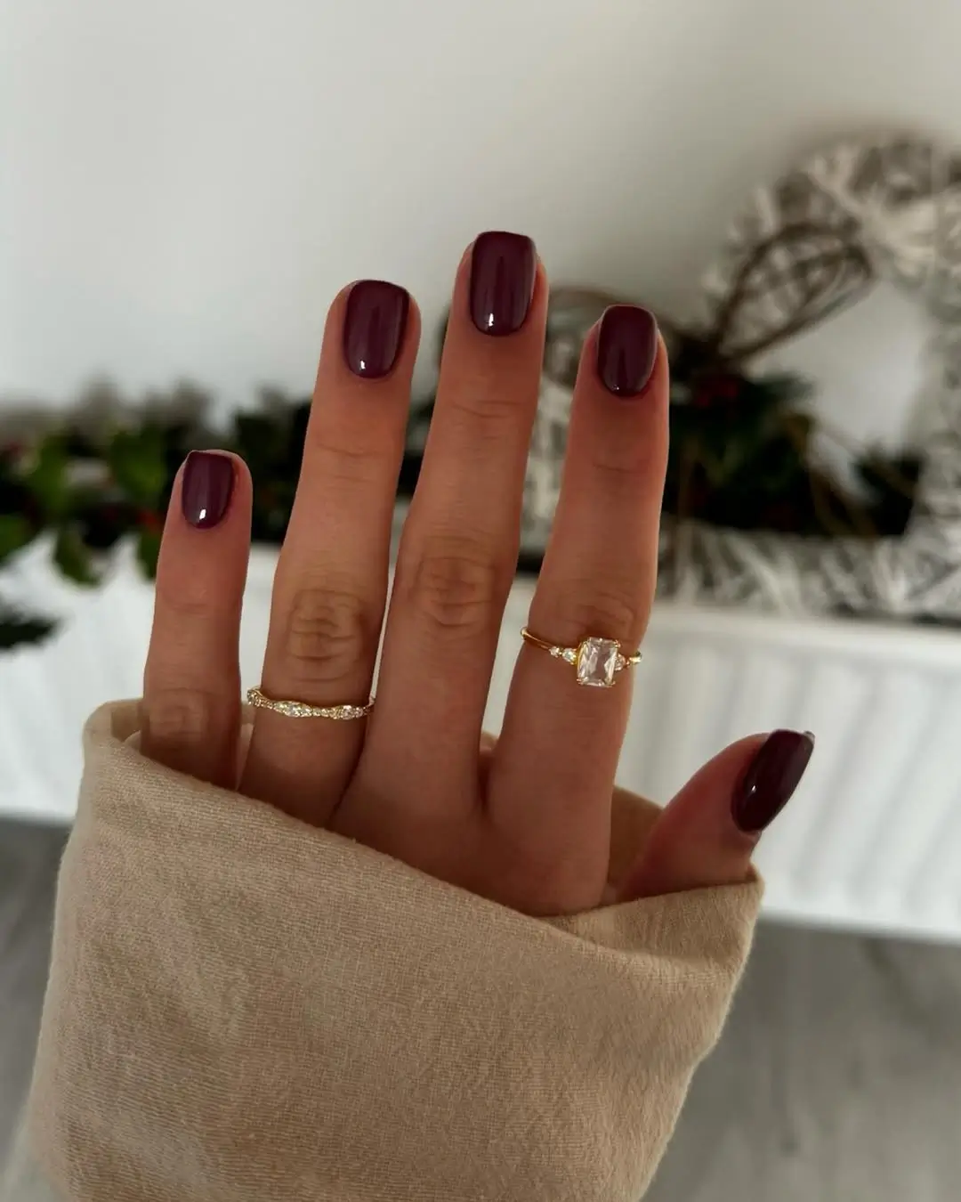 simple fall short nails Deep Burgundy Short Nails With A Polished Finish