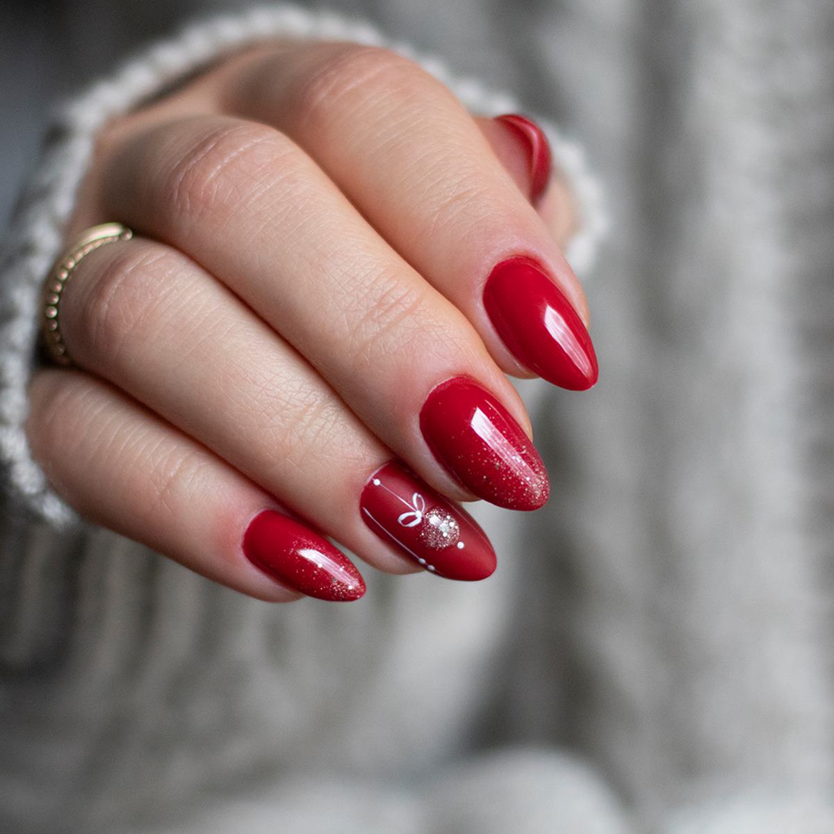 Red Glitter Gradient Bow Oval Nails — Winter Gel Nails