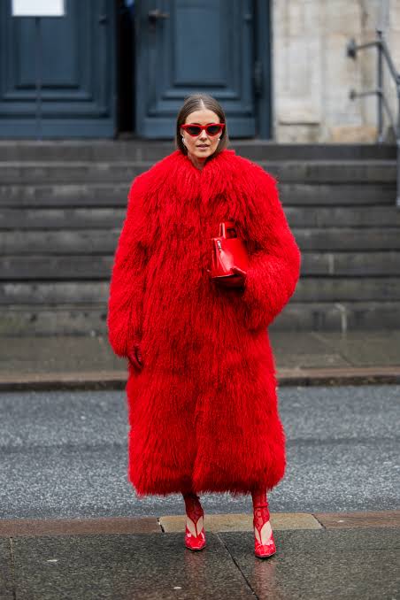 Monochromatic Red Statement: Faux Fur Coat and Matching Accessories Monochromatic Red Statement: Faux Fur Coat and Matching Accessories — Faux Fur Coat Outfits