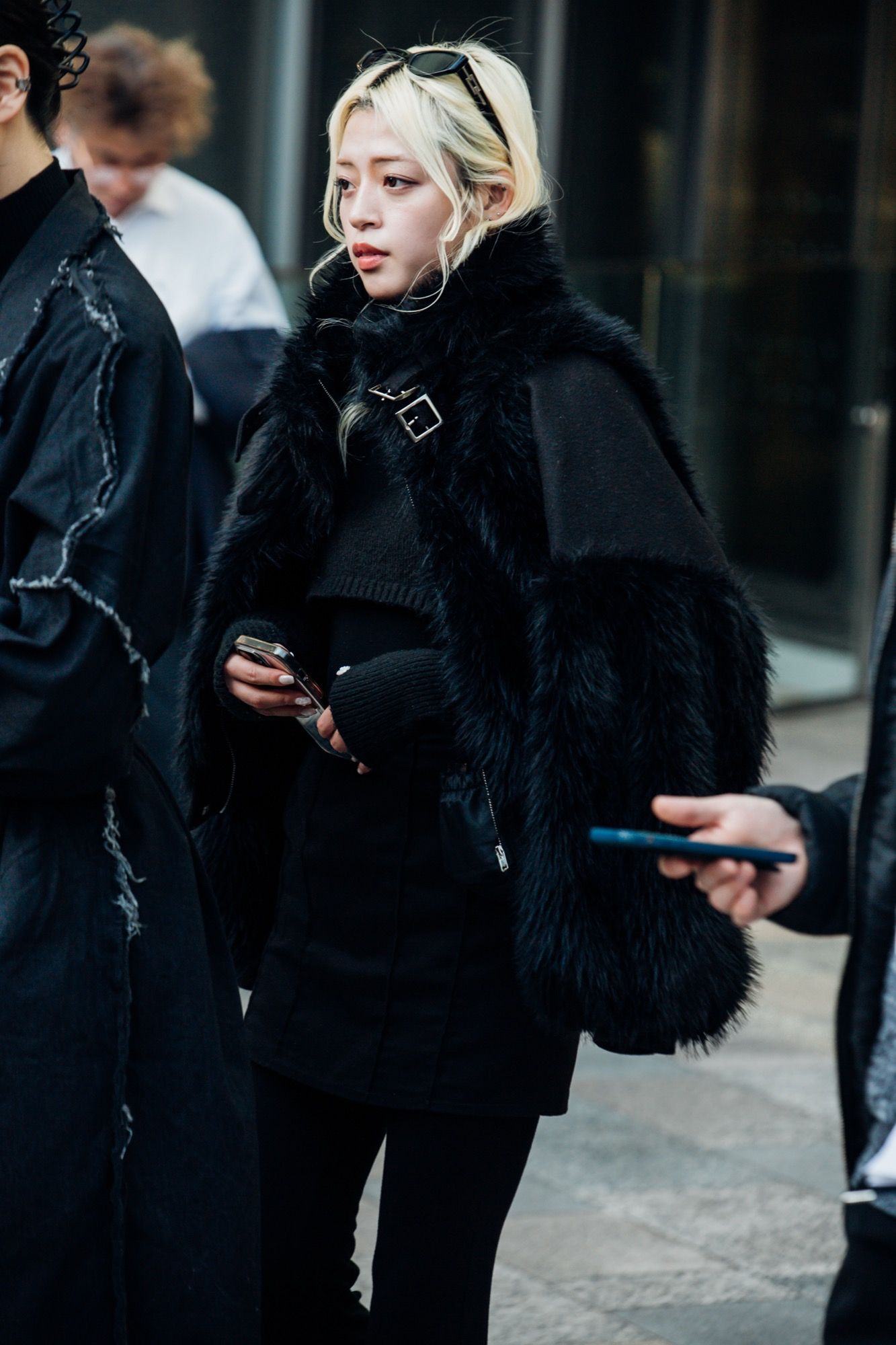 Monochromatic Black Faux Fur Ensemble Monochromatic Black Faux Fur Ensemble — Japan Winter Outfits