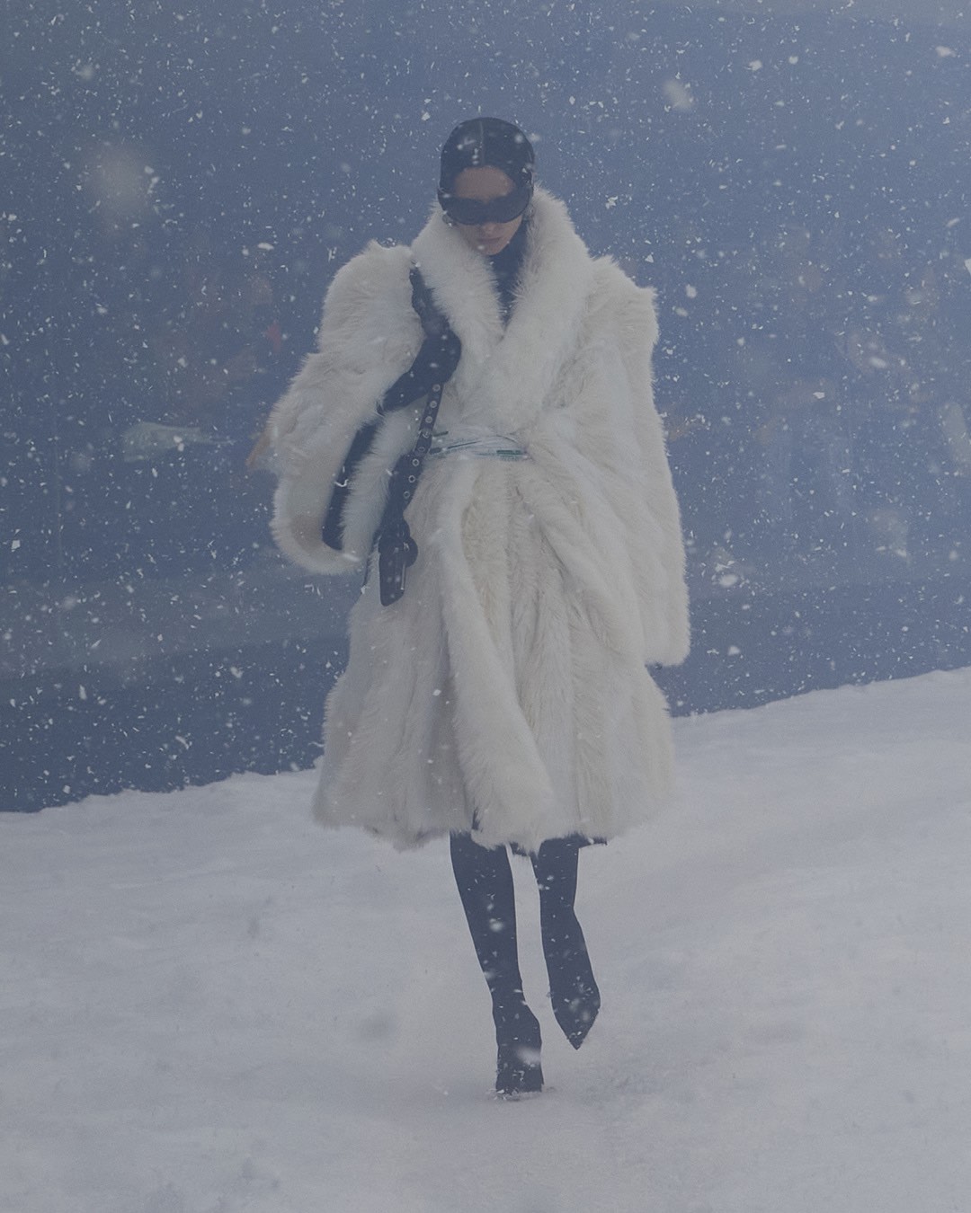 Bianco, outfit invernale: come portare e abbinare inverno 2022-23 | Amica