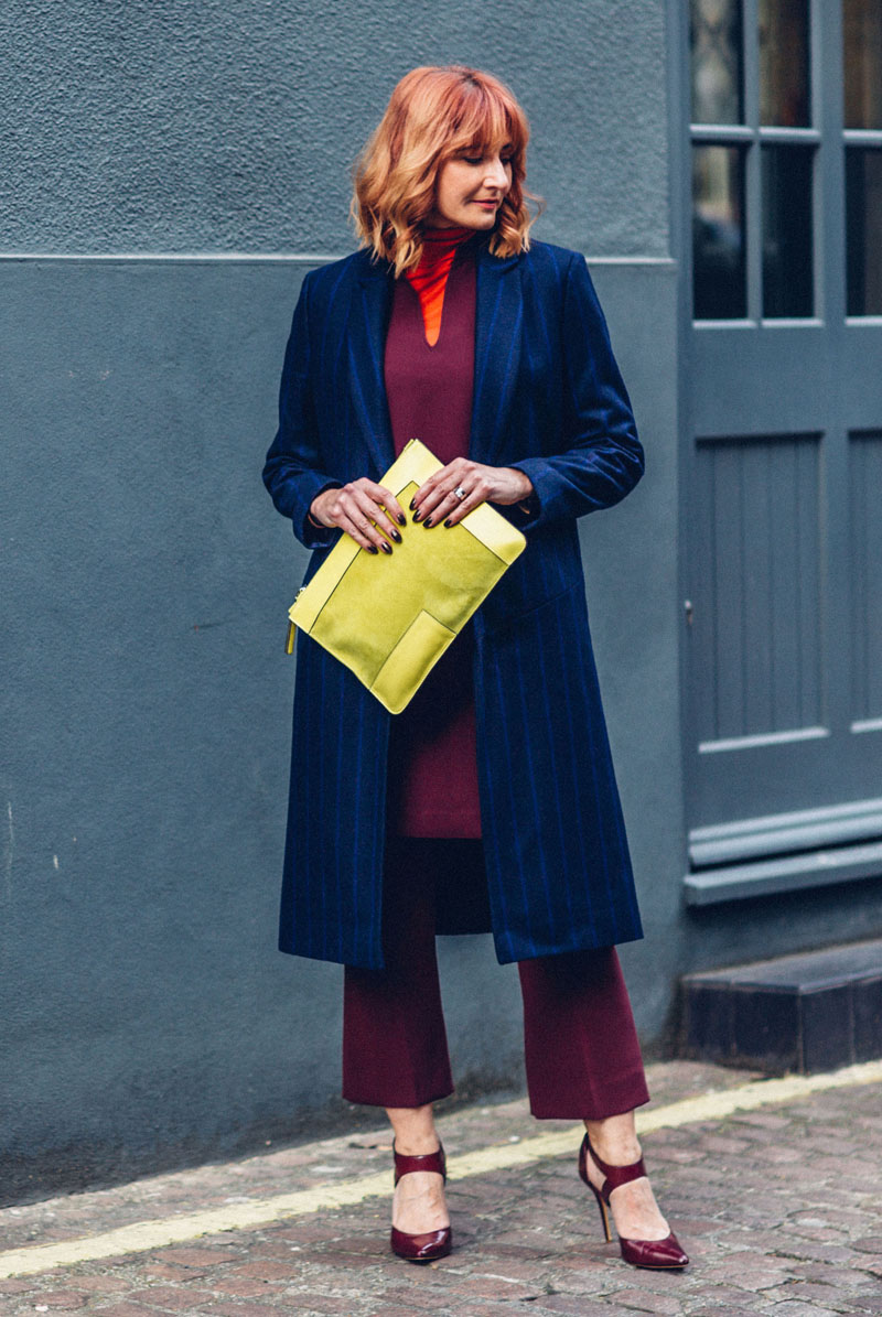 Bold Color Blocking with Navy Coat and Burgundy Trousers Bold Color Blocking with Navy Coat and Burgundy Trousers — Winter Outfits for Women Over 40
