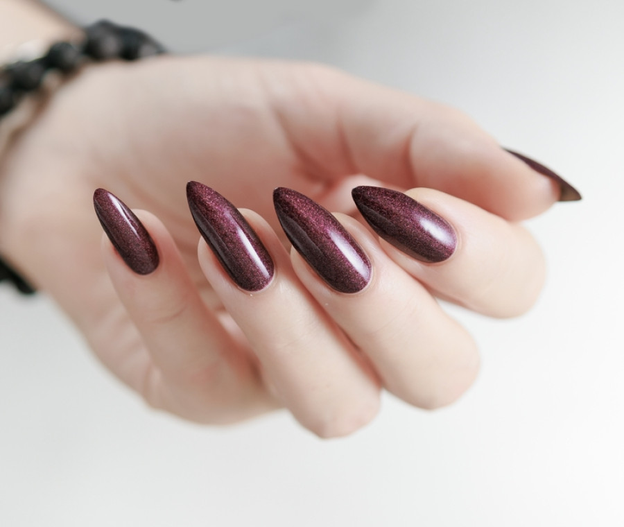 High Gloss Dark Brown Medium Stiletto Nails High Gloss Dark Brown Medium Stiletto Nails — Dark Winter Nails