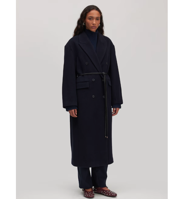 Fitted Navy Wool Coat with Matching Trousers Fitted Navy Wool Coat with Matching Trousers — Wool Coat Outfits