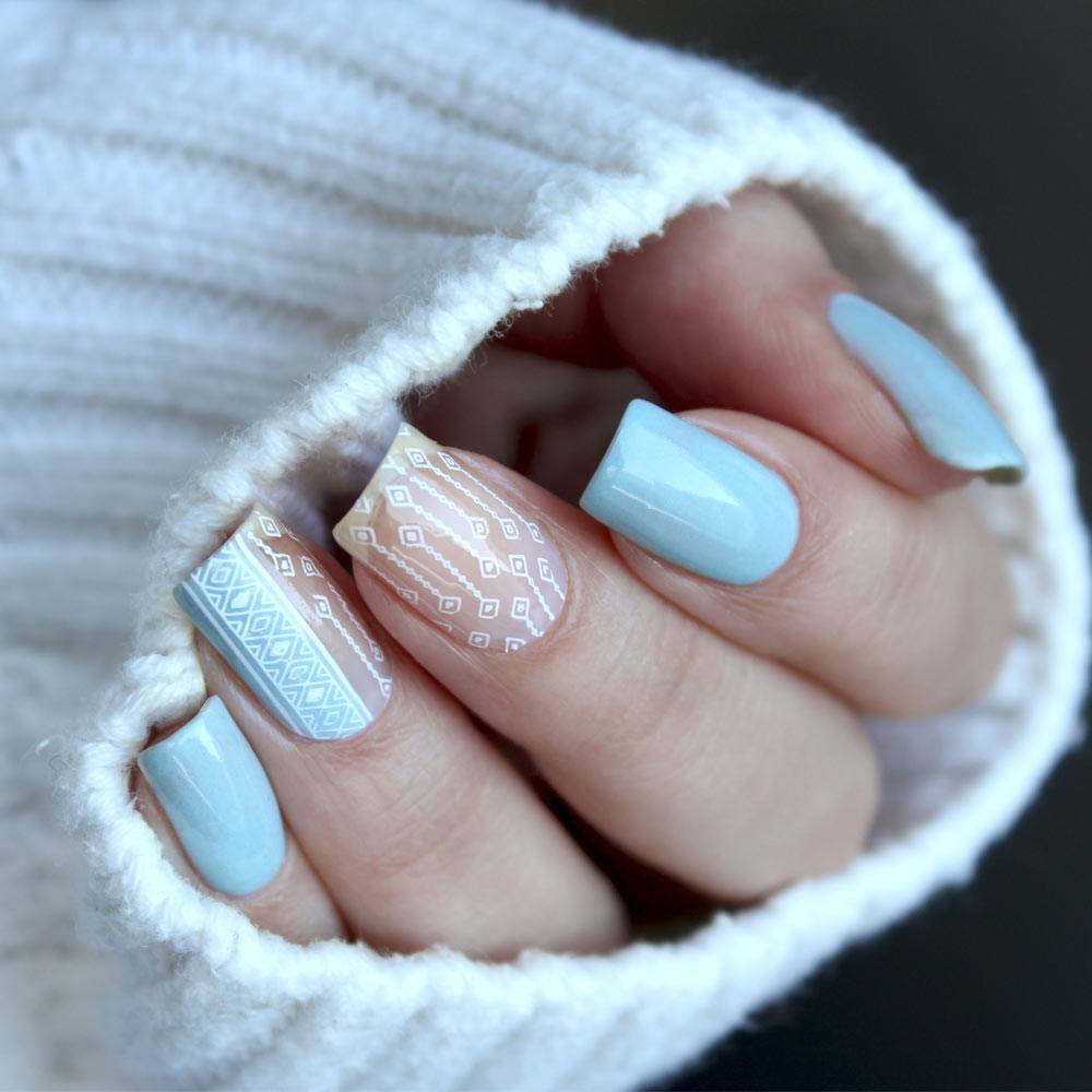 Light Blue with Fair Isle Patterns Light Blue with Fair Isle Patterns — Pastel Winter Nails