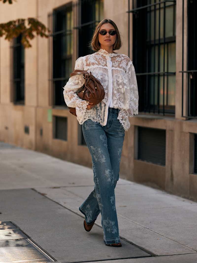 Printed Jeans with a Delicate Lace Blouse for Smart Casual Printed Jeans with a Delicate Lace Blouse for Smart Casual — Winter Outfits with Jeans