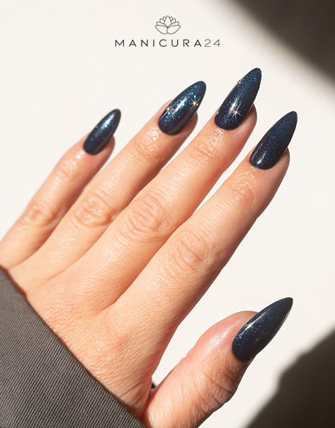 Deep Navy Blue Visual Idea — Simple Winter Nails