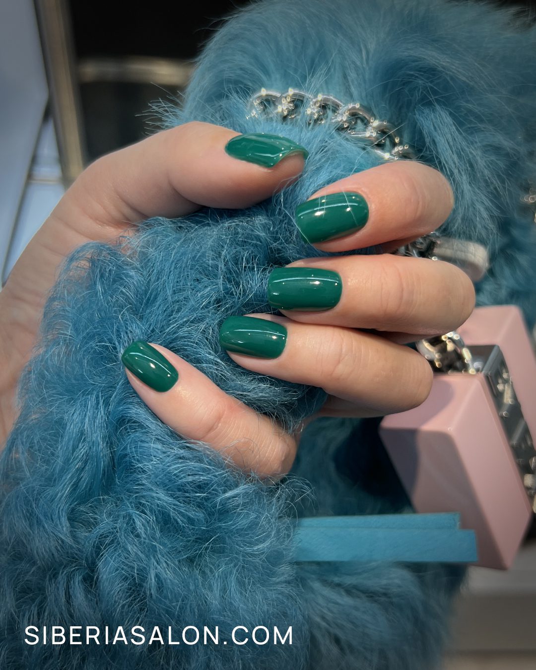 Deep Forest Green with White Lines Medium Square Deep Forest Green with White Lines Medium Square — Winter Acrylic Nail Colors