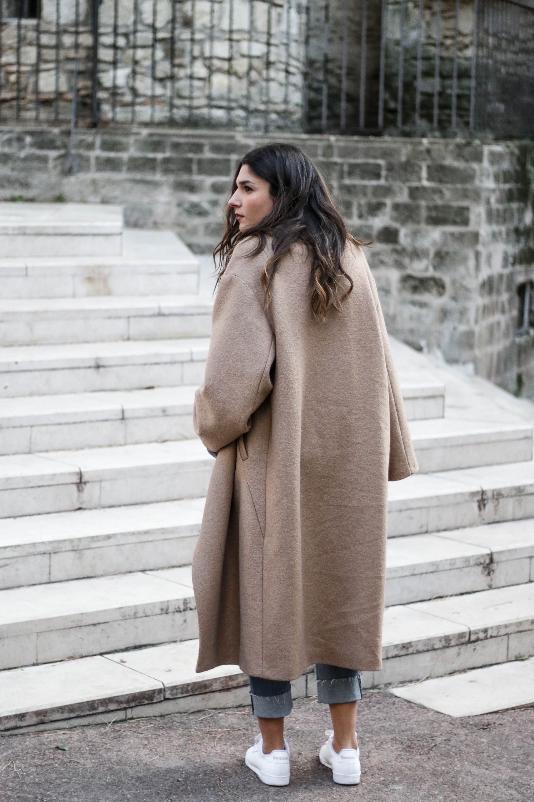 Beige Wool Car Coat with Casual Denim and Sneakers Beige Wool Car Coat with Casual Denim and Sneakers — Car Coat Outfits