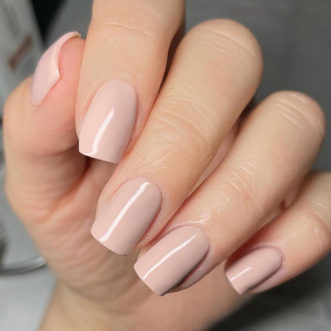 Light Beige Nude Glossy Medium Nails Light Beige Nude Glossy Medium Nails — Winter Nail Colors for Pale Skin