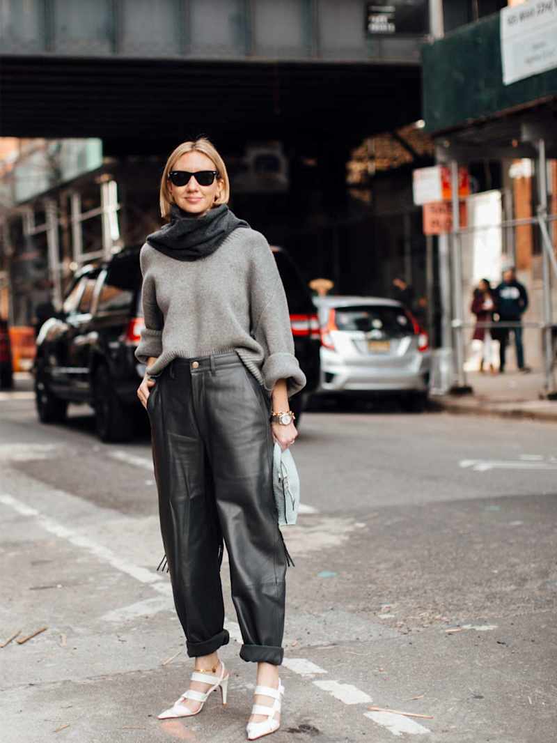 Grey Turtleneck Sweater with Black Leather Wide-Leg Pants Grey Turtleneck Sweater with Black Leather Wide-Leg Pants — Leather Pants Outfits