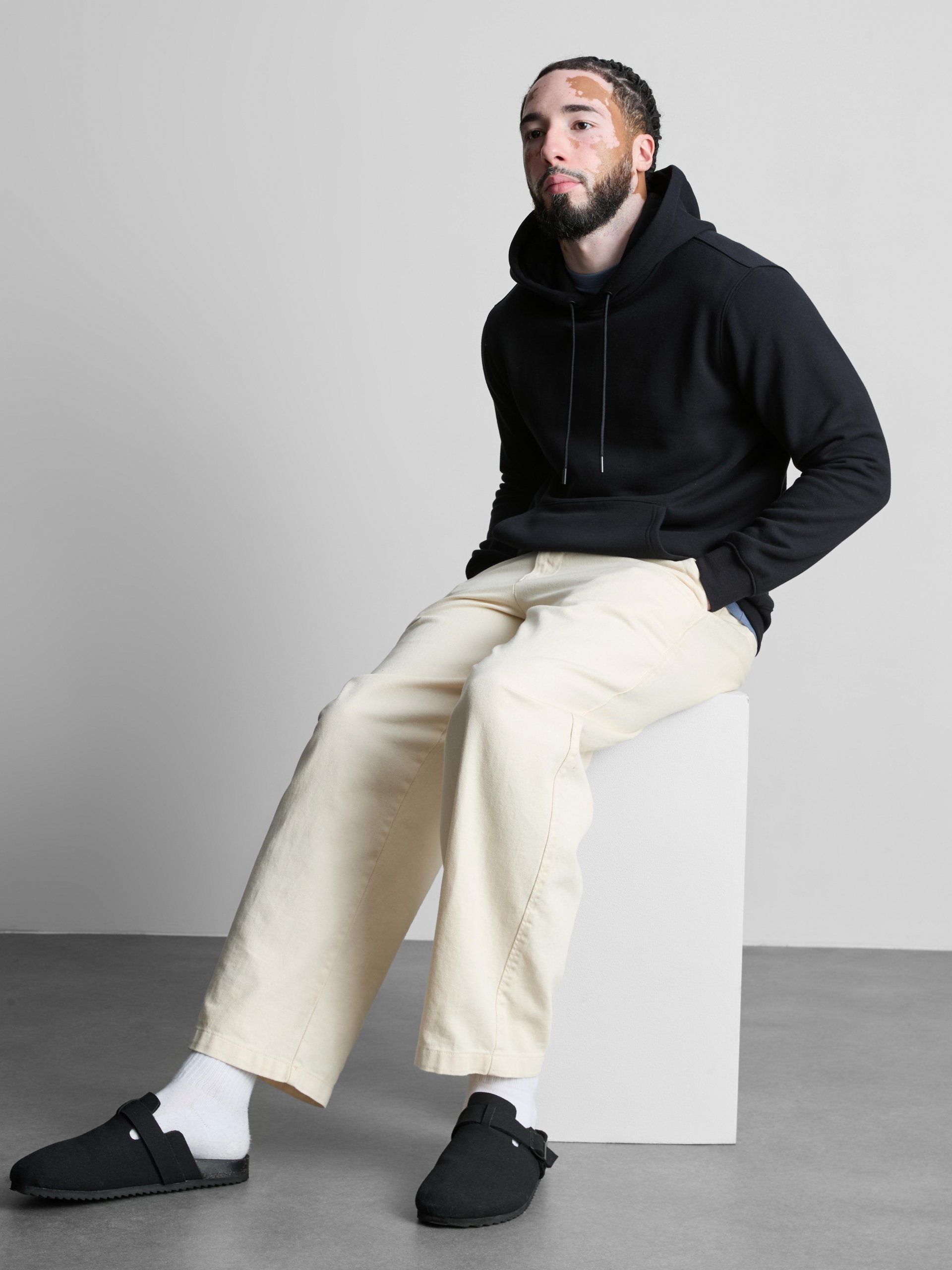 Relaxed Silhouette: Hoodie with Wide-Leg Cream Trousers — Winter Outfits for Men
