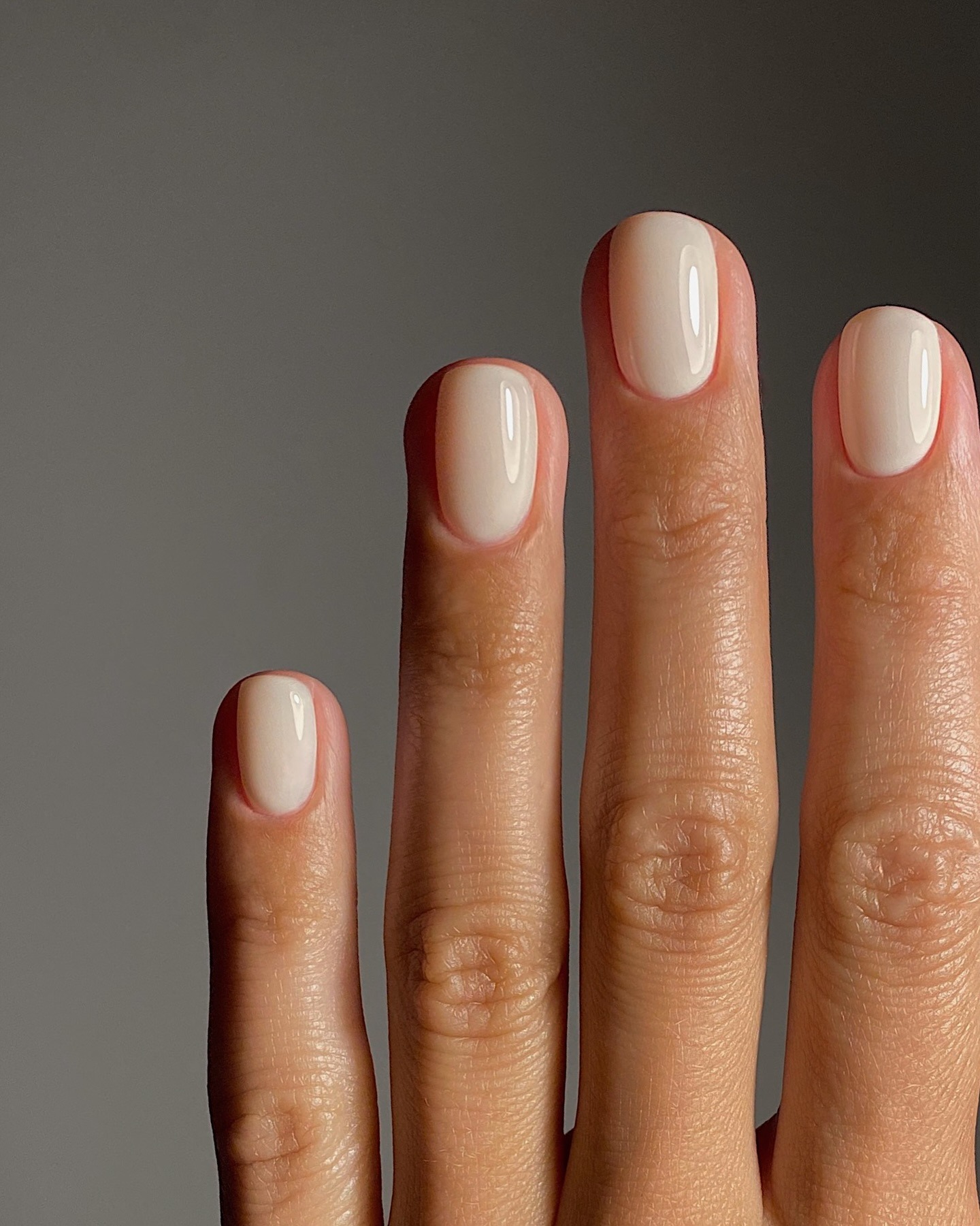 Classic Glossy Pale Beige Squovals Classic Glossy Pale Beige Squovals — Winter Squoval Nails
